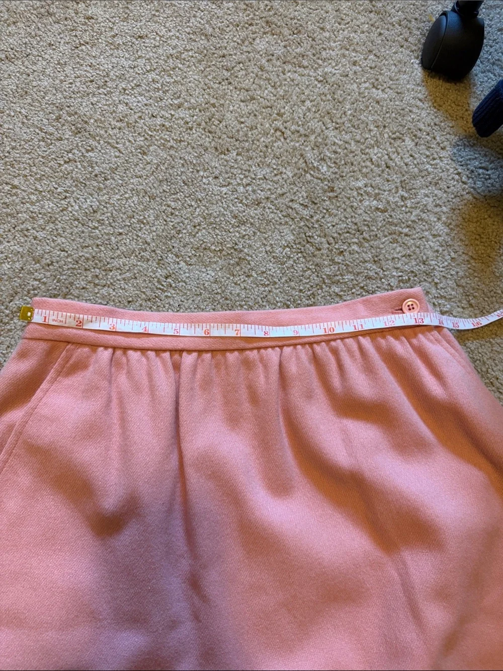 Vintage 70s/80s Jack Winter Pink 100% Wool Midi Skirt with Pockets. Size 12